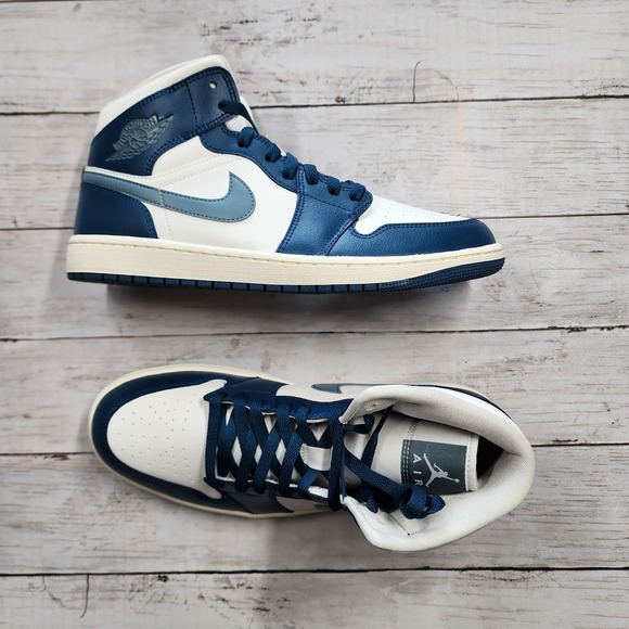 Sz 12 WMNS(Men 10.5) Air Jordan 1 Mid Sky J Blue Sail BQ6472-414 - New/NoLid - Picture 1 of 8